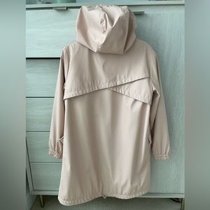 Zara rain coat in light pink. Size M